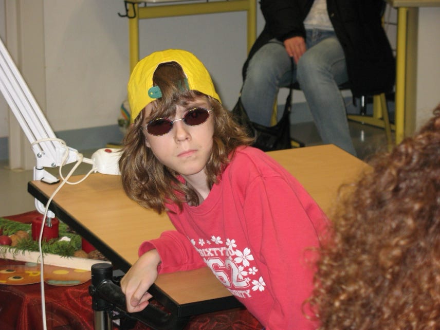 Chantal als coole Rapperin bei  Knecht-Ruprecht-Rapp in der Schule