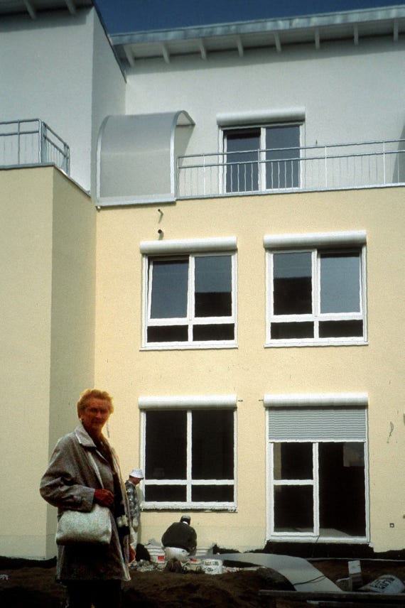 Neues Haus von hinten